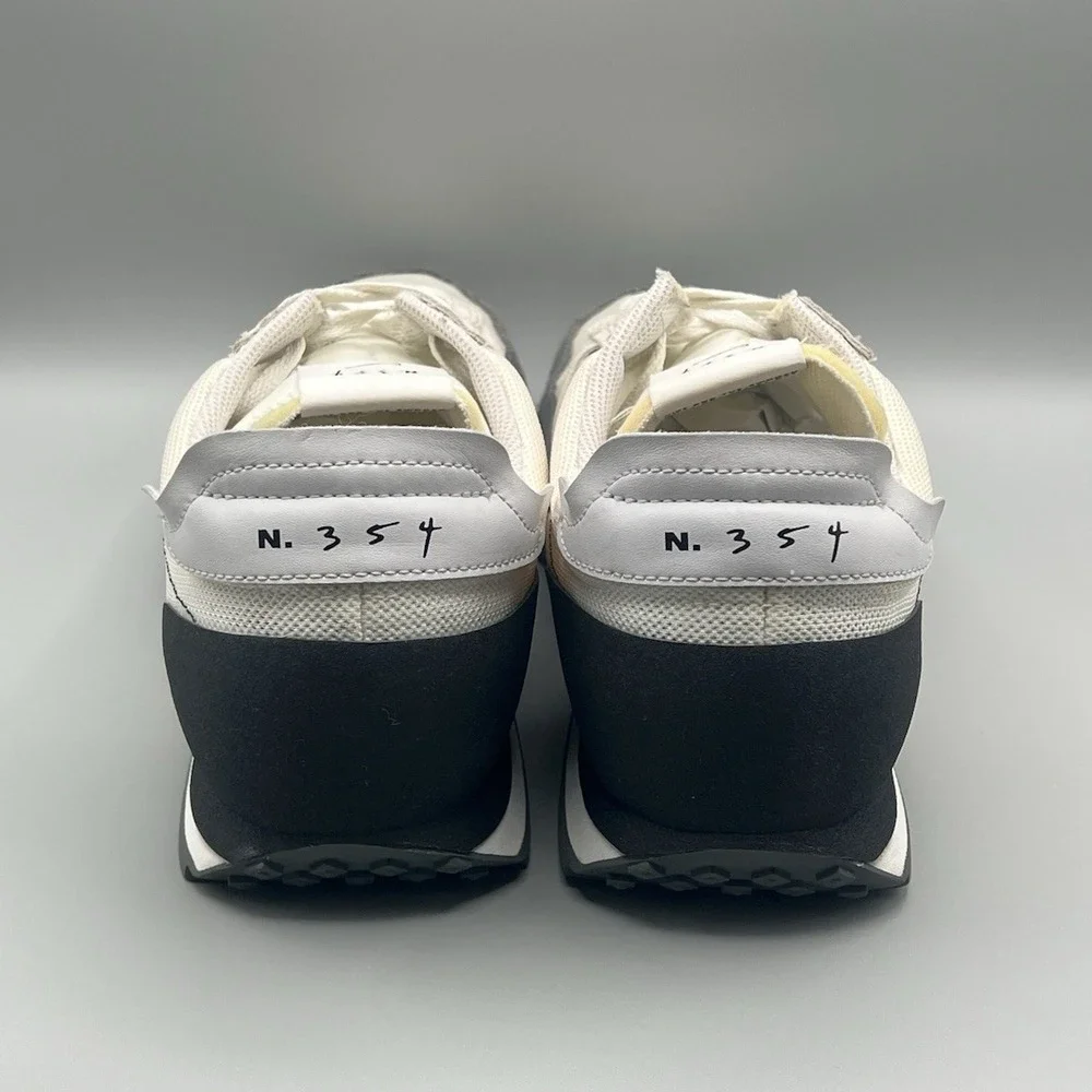 2020 Nike Daybreak Type White Gray Running Shoes - Men's Size 12‎ USED